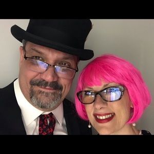 Meet Your Unique Poshers, Sandra & Brandt